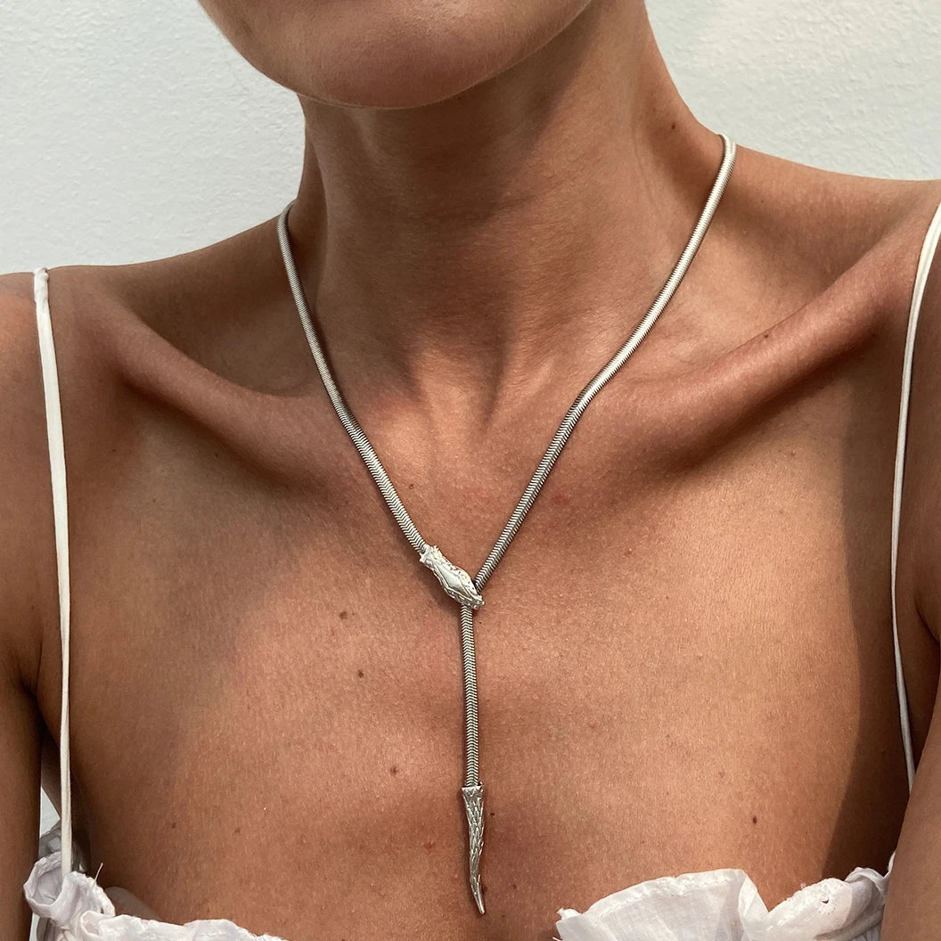 collier chaine serpent gotique